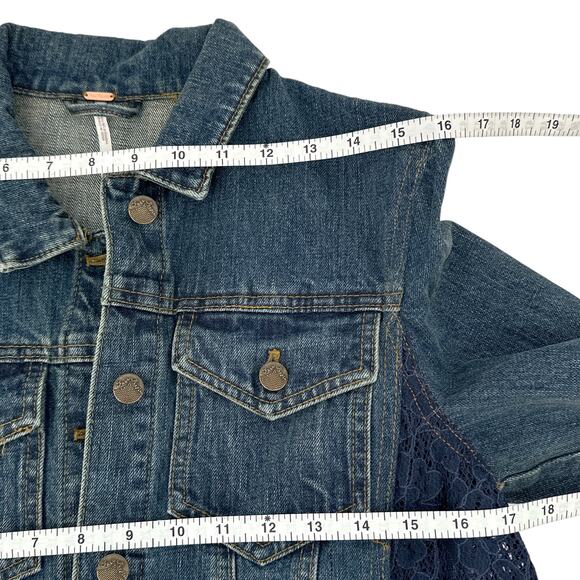 FREE PEOPLE Lace Inset Raw Hem Denim Jacket S - Picture 8 of 10